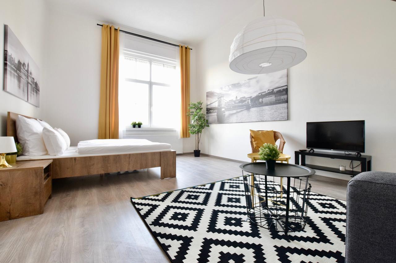 Standard Apartment By Hi5 - Bazilika Suite 부다페스트 외부 사진