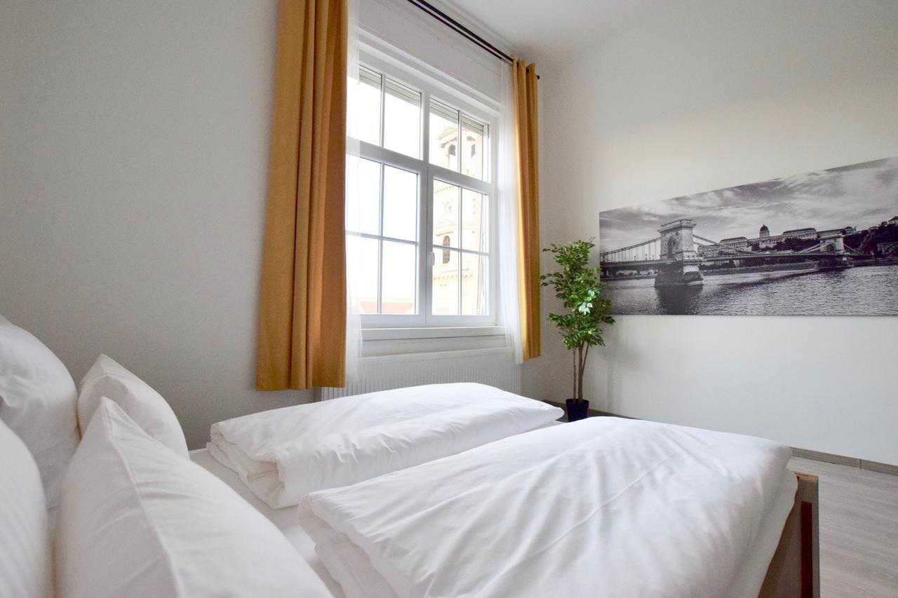 Standard Apartment By Hi5 - Bazilika Suite 부다페스트 외부 사진