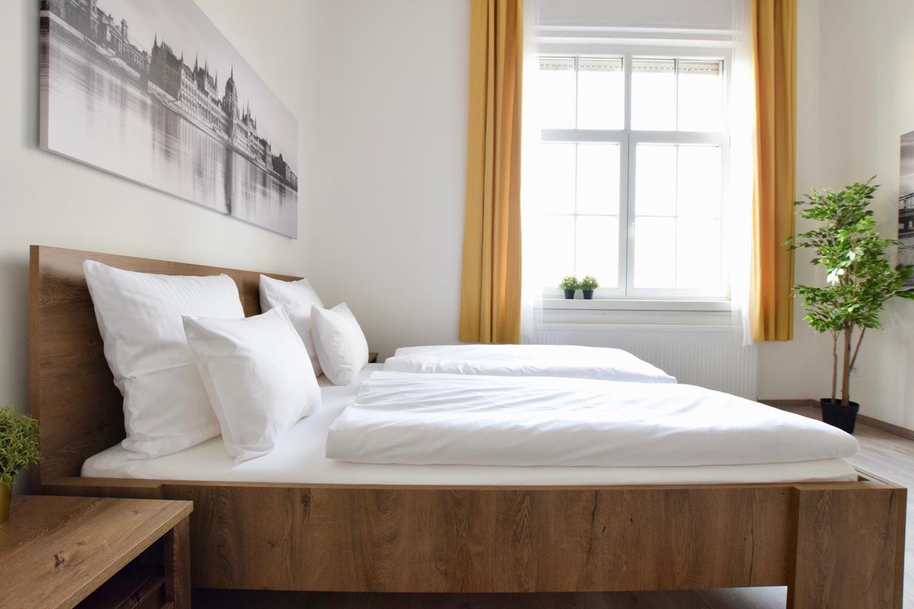 Standard Apartment By Hi5 - Bazilika Suite 부다페스트 외부 사진